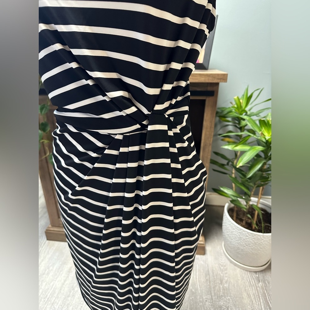 Loft black and white striped dress with elastic waist. Size Small. - Picture 2 of 5